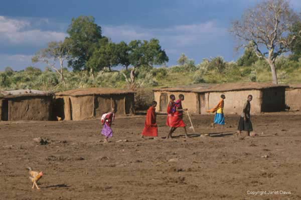 06-3-MaasaiVillage