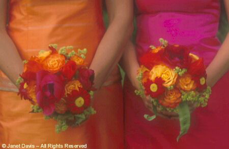 Hot colored Wedding Flowers